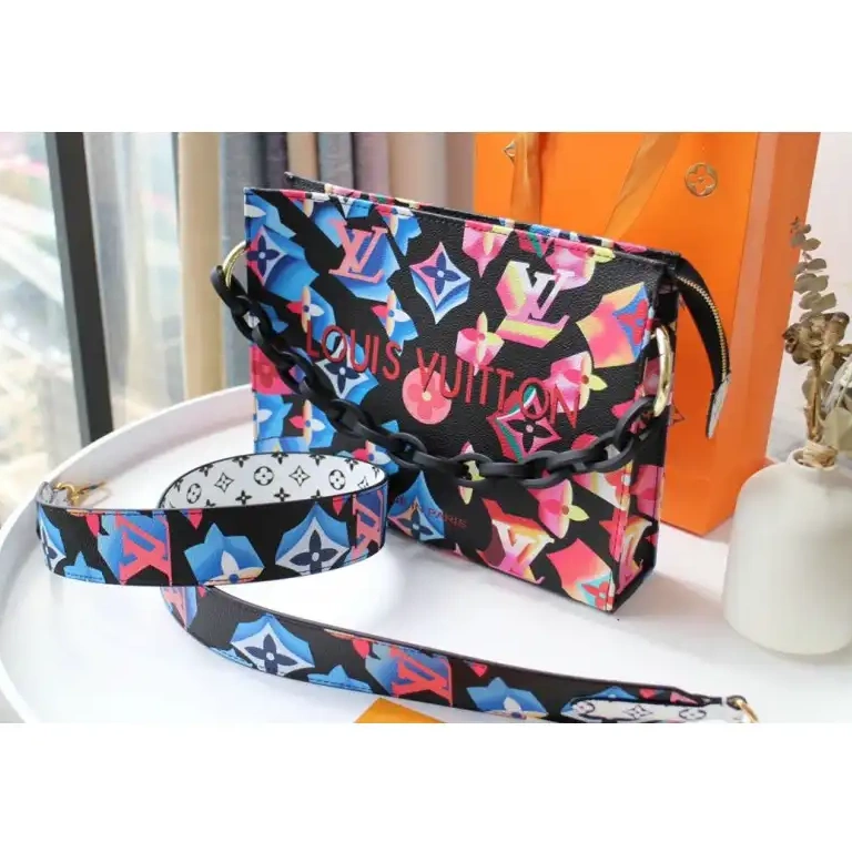 Brother Sam Yupoo Bags LV 205B570044 0822